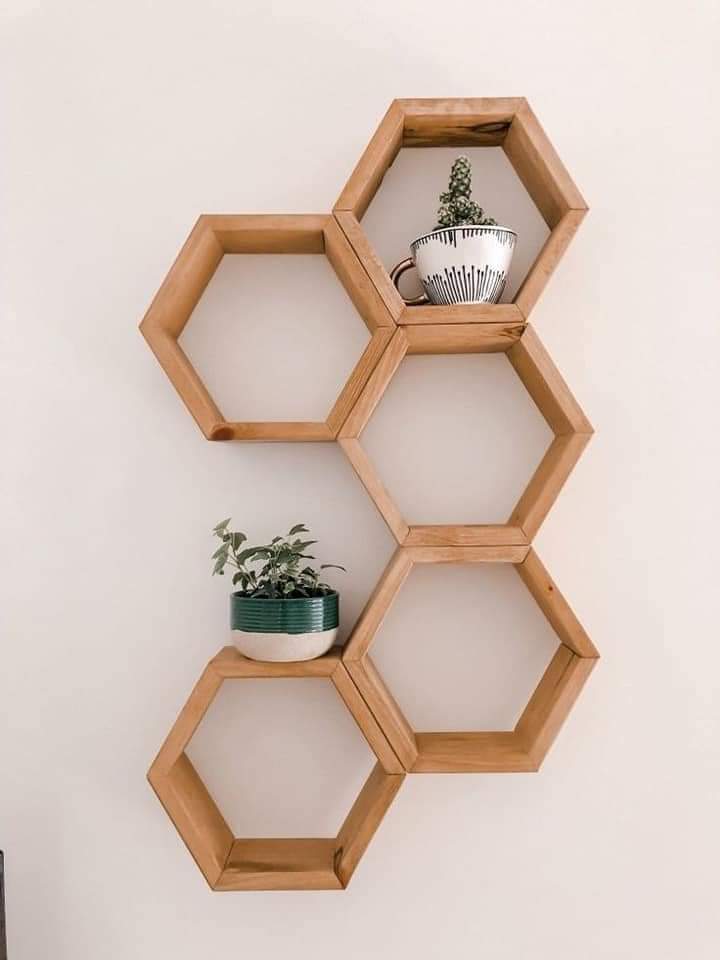 Wooden 5 pics Hexagon Wall Shelf